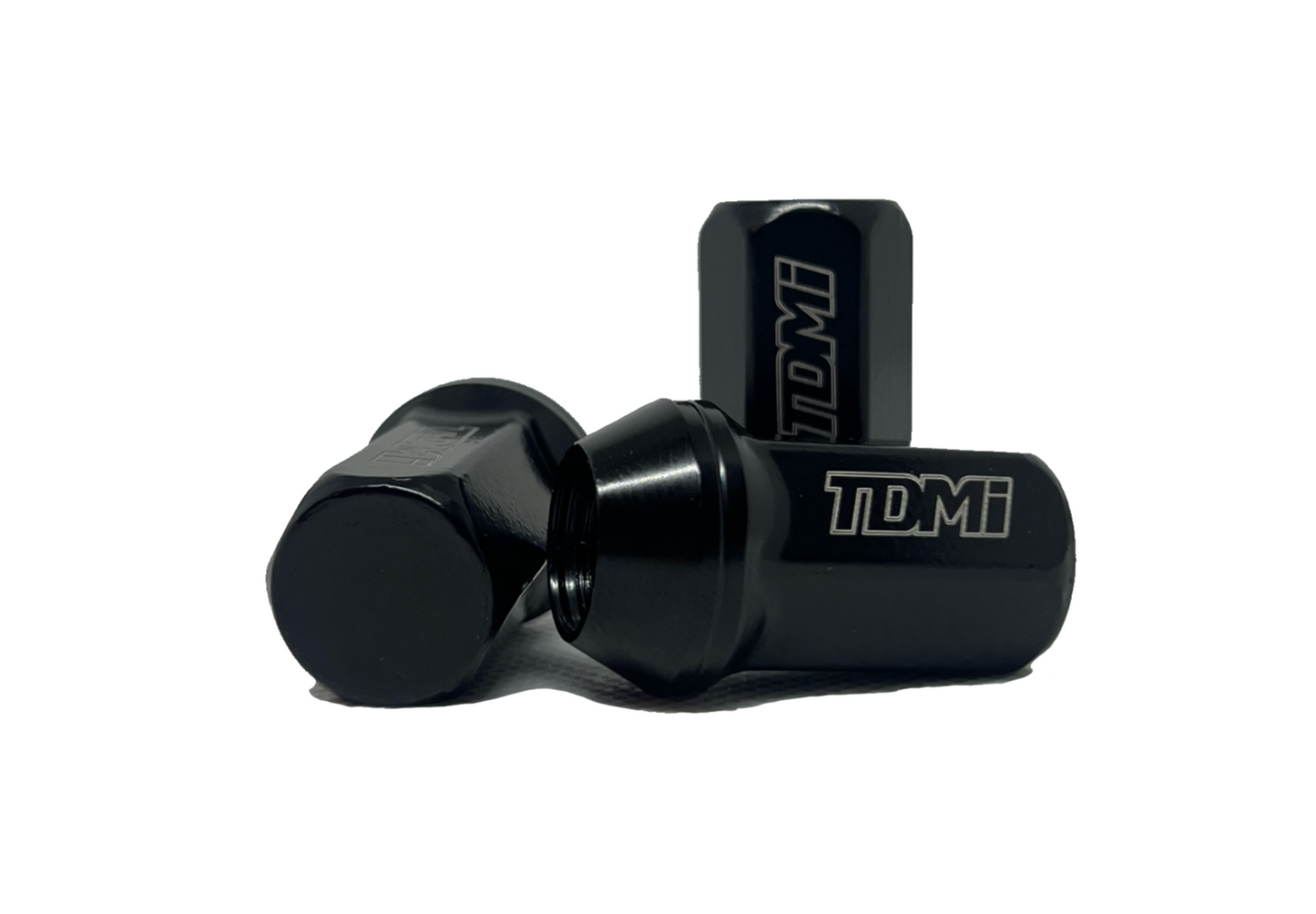 Closed-End Steel Lugnuts with Black Chrome Finish | Secure & Sleek Wheel Fitment